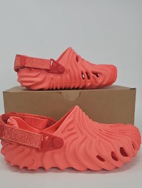 Salehe Bembury x Crocs Pollex 208600-6WN Begonia Kids Clogs - Size J1